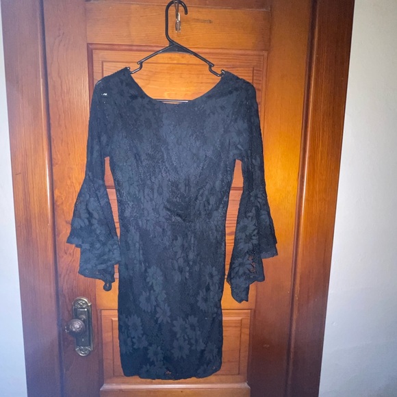 Trading with @lynds_e_curry// LuLus Little Black Lace Hippie Dress - Picture 3 of 7